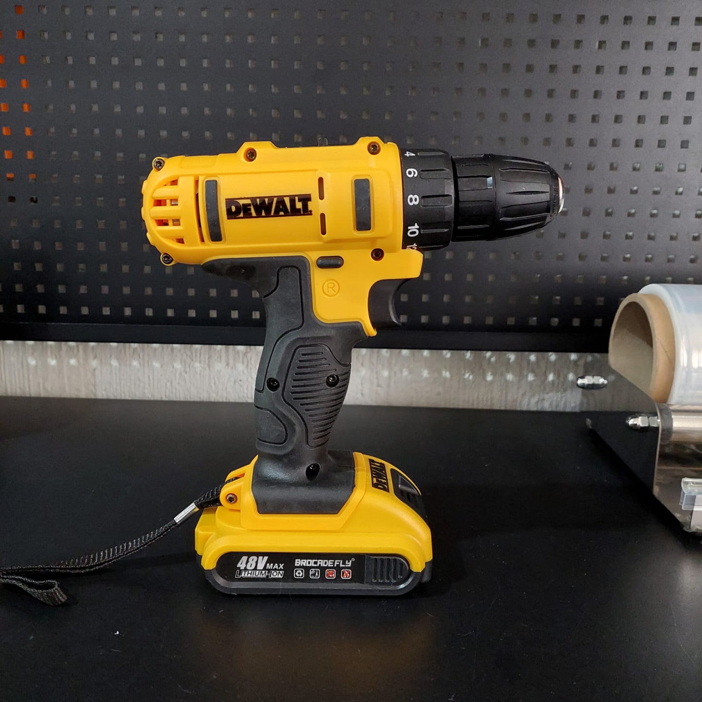 Taladro DeWalt RELICA Doble Bateria 48 v